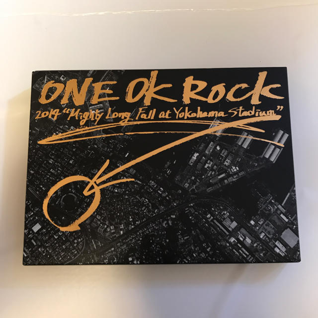 ONE OK ROCK(ワンオクロック)のONE　OK　ROCK　2014“Mighty　Long　Fall　at　Yok エンタメ/ホビーのDVD/ブルーレイ(ミュージック)の商品写真