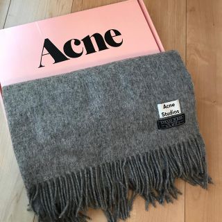 アクネ(ACNE)のじょま様専用　acne  ストール(ストール/パシュミナ)