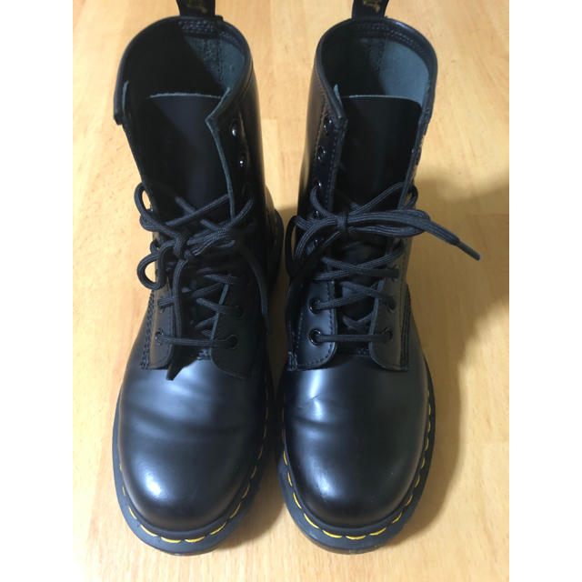 ドクターマーチン Dr. Martens 8ホール ブーツ-