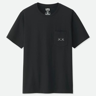 ユニクロ(UNIQLO)のユニクロUTカウズXセサミストリートグラフィックTサイズXS(Tシャツ/カットソー(半袖/袖なし))