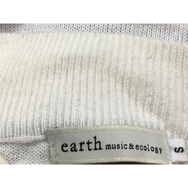 earth music & ecology(アースミュージックアンドエコロジー)のearth music&ecology パール付きハイネックニット S ボーダー レディースのトップス(ニット/セーター)の商品写真