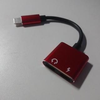 USB3ポート　ケーブルイヤホンジャック(ストラップ/イヤホンジャック)