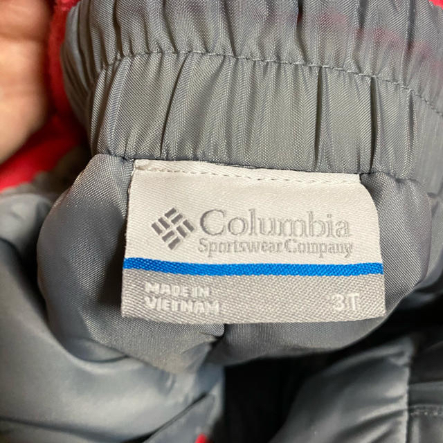 Columbia(コロンビア)の専用/Columbia キッズ　スノーウェア上下セット　3T スポーツ/アウトドアのスキー(ウエア)の商品写真