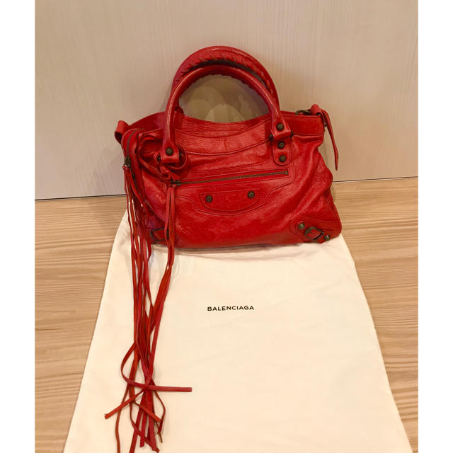 BALENCIAGA BAG(バレンシアガバッグ)の専用　　　バレンシアガ シティバッグ　赤　ショルダーバッグ レディースのバッグ(ハンドバッグ)の商品写真