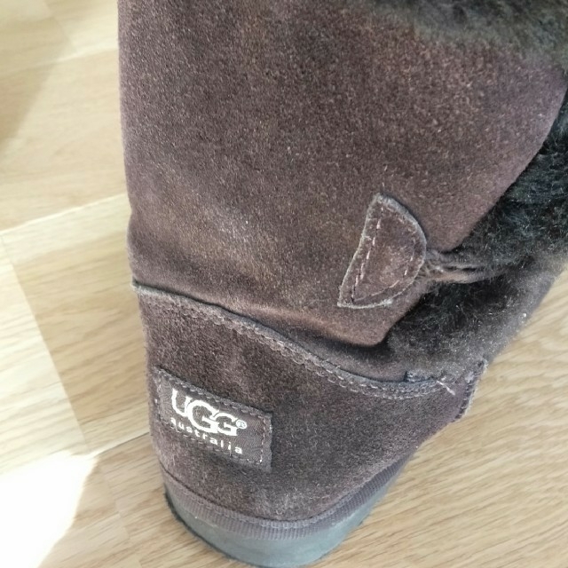 UGG(アグ)のUGG　子供用ブーツ キッズ/ベビー/マタニティのキッズ靴/シューズ(15cm~)(ブーツ)の商品写真