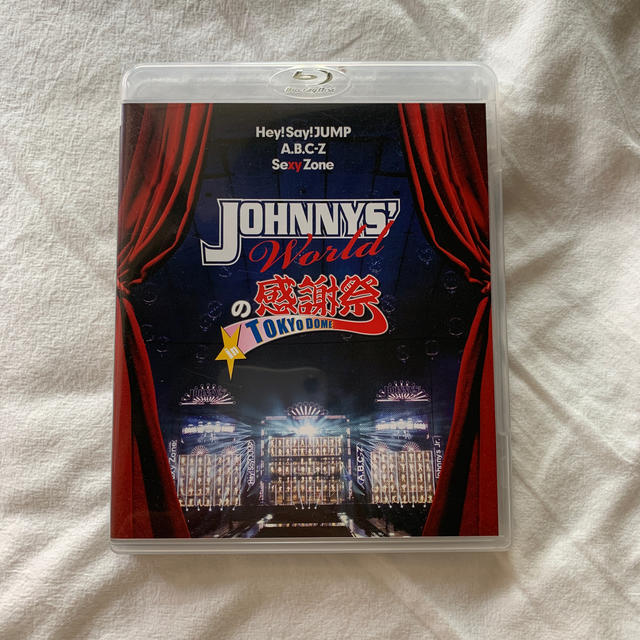 JOHNNYS’ Worldの感謝祭 in TOKYO DOME Blu-ray エンタメ/ホビーのDVD/ブルーレイ(ミュージック)の商品写真