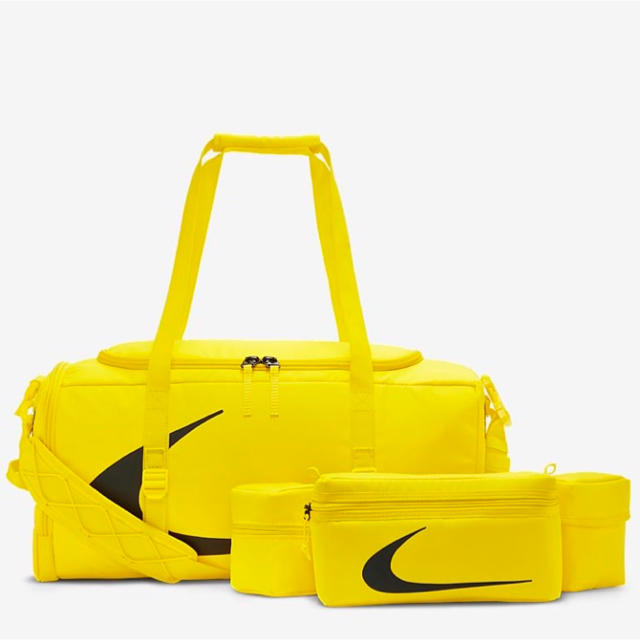 NIKE off-white ボストンバッグ