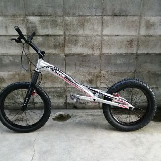 トライアル自転車美品(自転車本体)