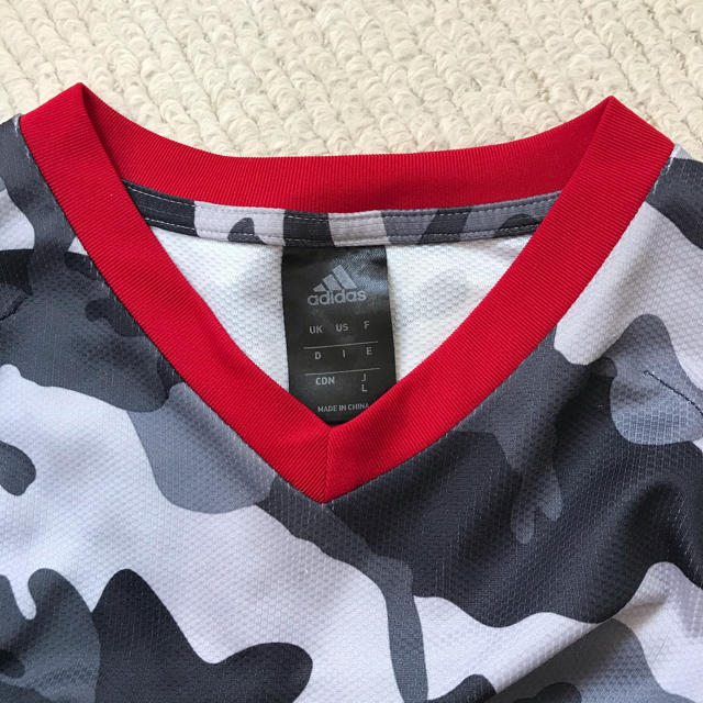 adidas(アディダス)のアディダス　adidas Tシャツ　迷彩 スポーツウェア メンズのトップス(Tシャツ/カットソー(半袖/袖なし))の商品写真