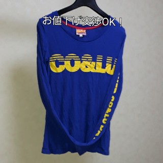 ココルル(CO&LU)のCOCOLULU♡ブルー色×イエロー色（ロゴ文字入り）ロンT(Tシャツ(長袖/七分))