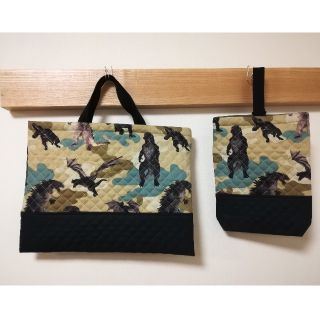 ひいらぎ様専用 絵本バッグと上靴入れ(バッグ/レッスンバッグ)