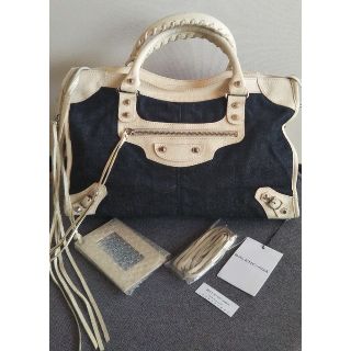 バレンシアガ(Balenciaga)のBALENCIAGA　バレンシアガ　バッグ　ショルダーバッグ(ショルダーバッグ)