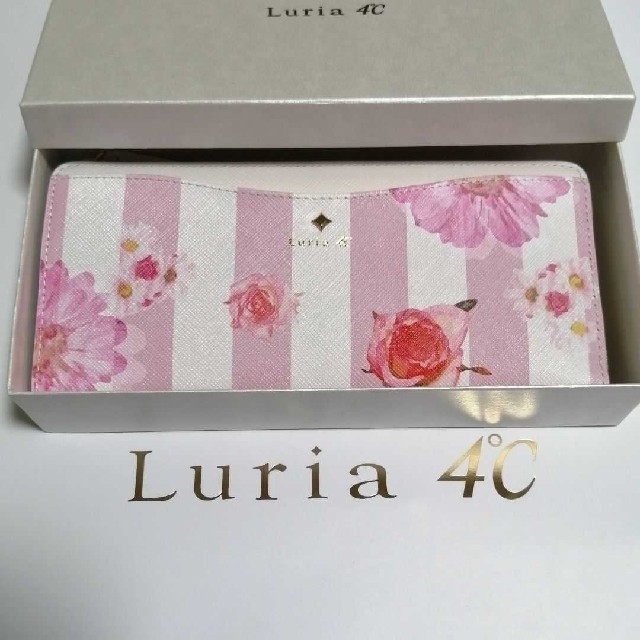 4℃(ヨンドシー)のルリア4℃　Luria4℃　花柄ストライプ　長財布 レディースのファッション小物(財布)の商品写真