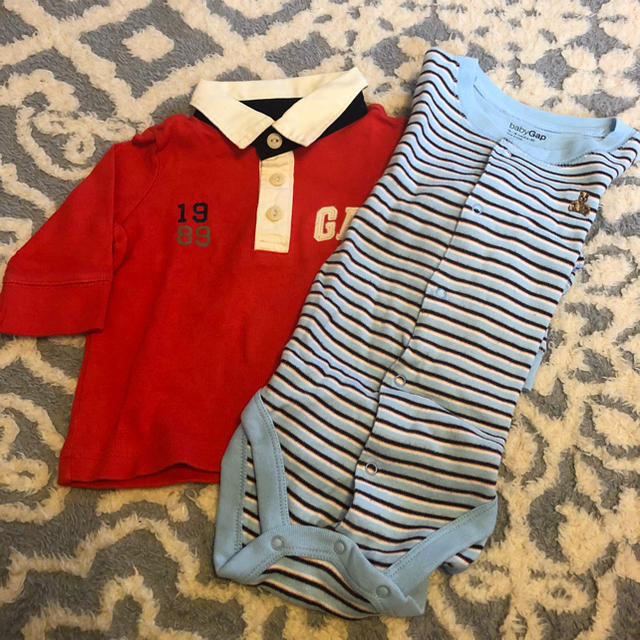 babyGAP(ベビーギャップ)のbaby Gapポロシャツ60☆ロンパース80 キッズ/ベビー/マタニティのベビー服(~85cm)(ロンパース)の商品写真