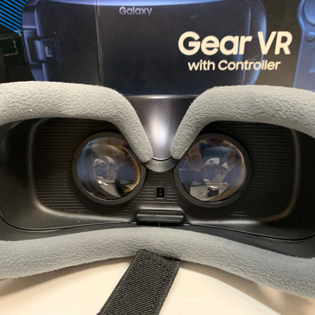 Gear VR with Controller