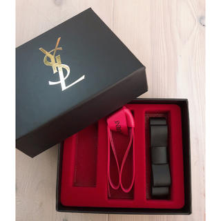 イヴサンローランボーテ(Yves Saint Laurent Beaute)のイヴサンローラン　ギフトボックス(ショップ袋)