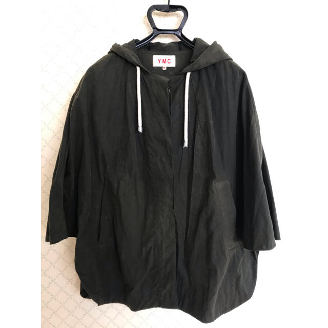 YMC(ワイエムシー)のYMC フード付きケープコート レディースのジャケット/アウター(ポンチョ)の商品写真