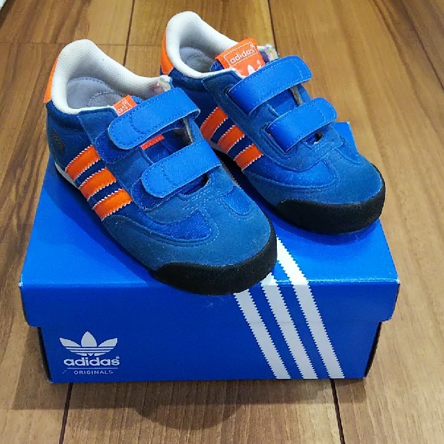 adidas(アディダス)のadidas スニーカー 14cm キッズ/ベビー/マタニティのベビー靴/シューズ(~14cm)(スニーカー)の商品写真