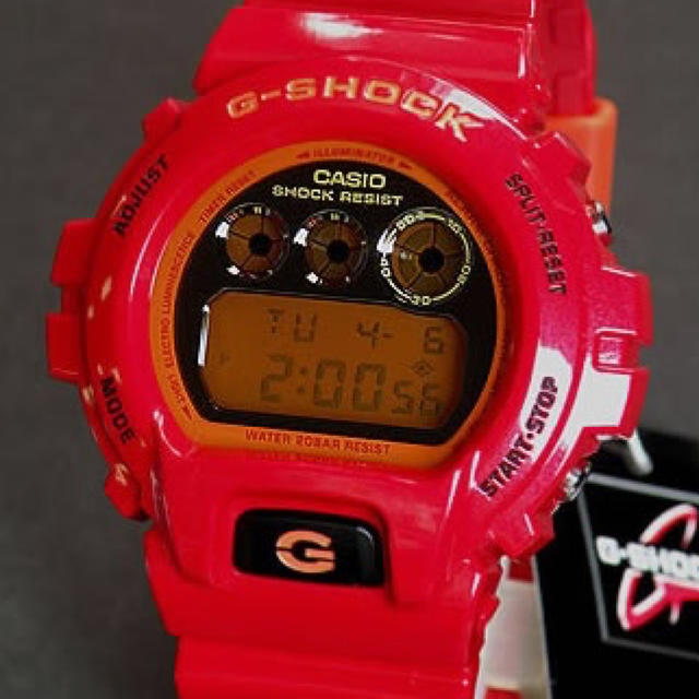G-SHOCK(ジーショック)のG-SHOCK 赤×オレンジ メンズの時計(腕時計(デジタル))の商品写真