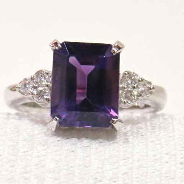 美紫色透明感！アメジスト３CTプラチナリング☆ピカピカ逸品指輪！！ レディースのアクセサリー(リング(指輪))の商品写真