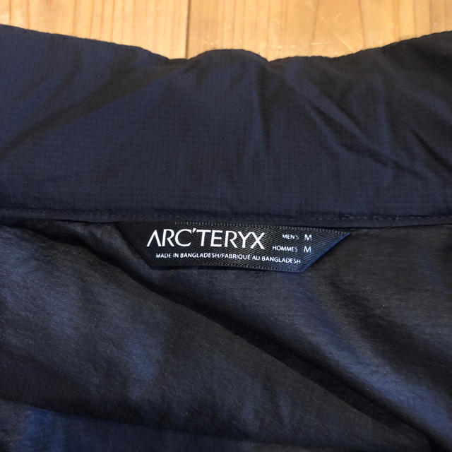 ARC'TERYX(アークテリクス)のATOM LT VEST メンズのトップス(ベスト)の商品写真