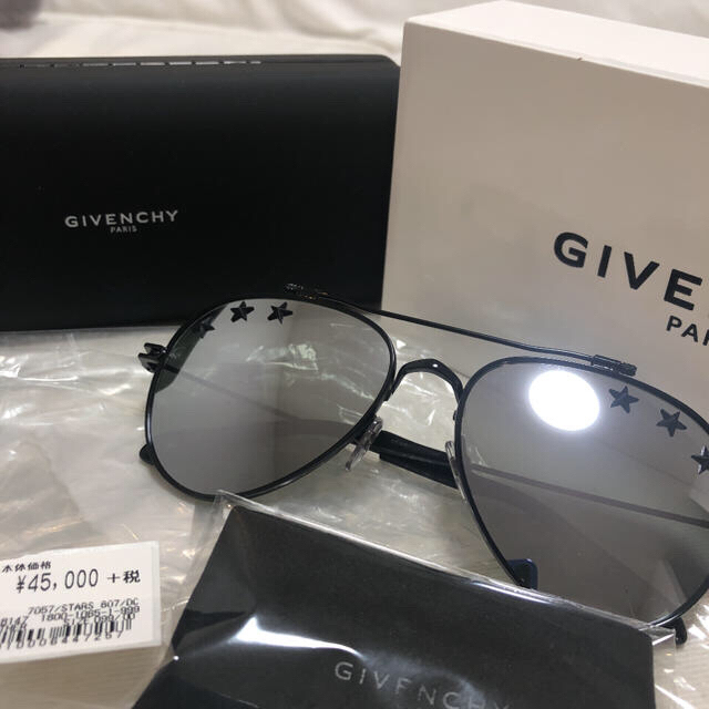 GIVENCHY(ジバンシィ)のジバンシー　GIVENCHY サングラス　新品未使用❗️ 最終値下げ❗️ メンズのファッション小物(サングラス/メガネ)の商品写真