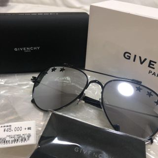 ジバンシィ(GIVENCHY)のジバンシー　GIVENCHY サングラス　新品未使用❗️ 最終値下げ❗️(サングラス/メガネ)