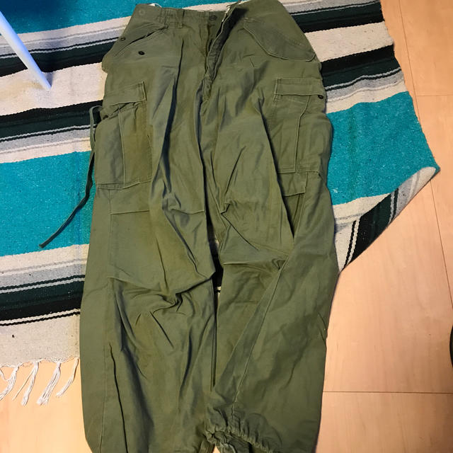 COMOLI(コモリ)のアメリカ軍　m65 カーゴパンツ メンズのパンツ(ワークパンツ/カーゴパンツ)の商品写真