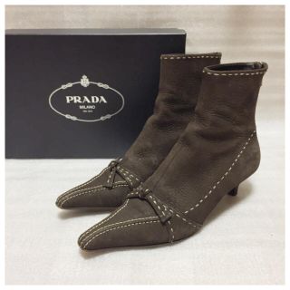 プラダ(PRADA)のプラダ リボン付 ショートブーツ(ブーツ)