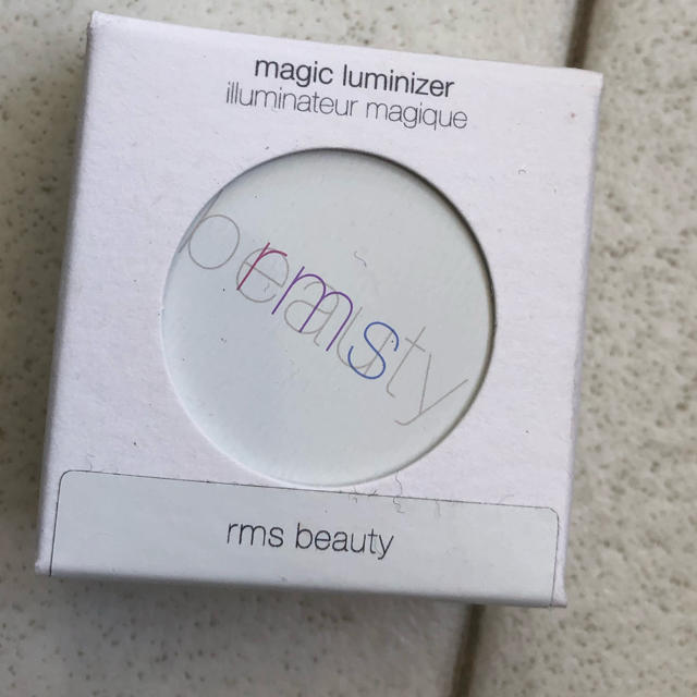 ◆新品未開封★★rms beauty☆マジックルミナイザー