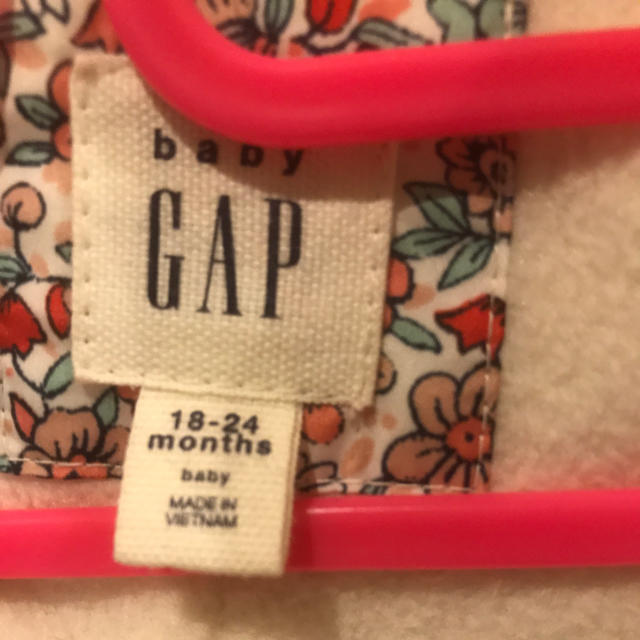 babyGAP(ベビーギャップ)の専用！　ベビーギャップ ジャンプスーツ 90 キッズ/ベビー/マタニティのキッズ服女の子用(90cm~)(ジャケット/上着)の商品写真