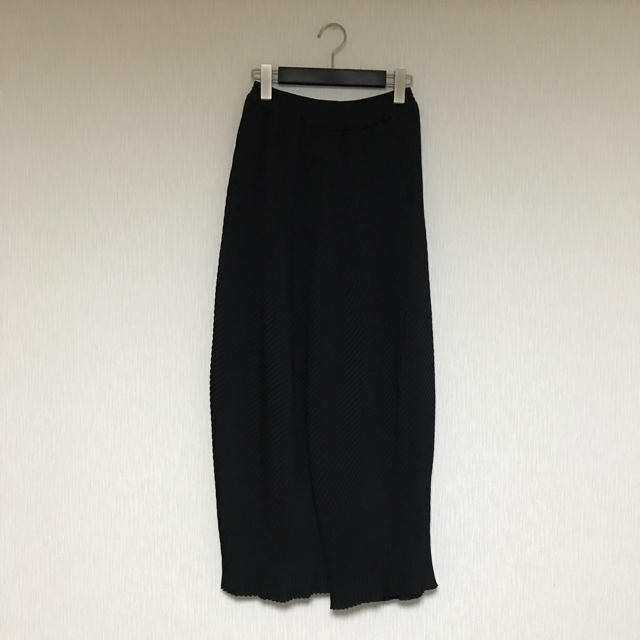 Not by Ka na ta hida pants ヒダパンツ