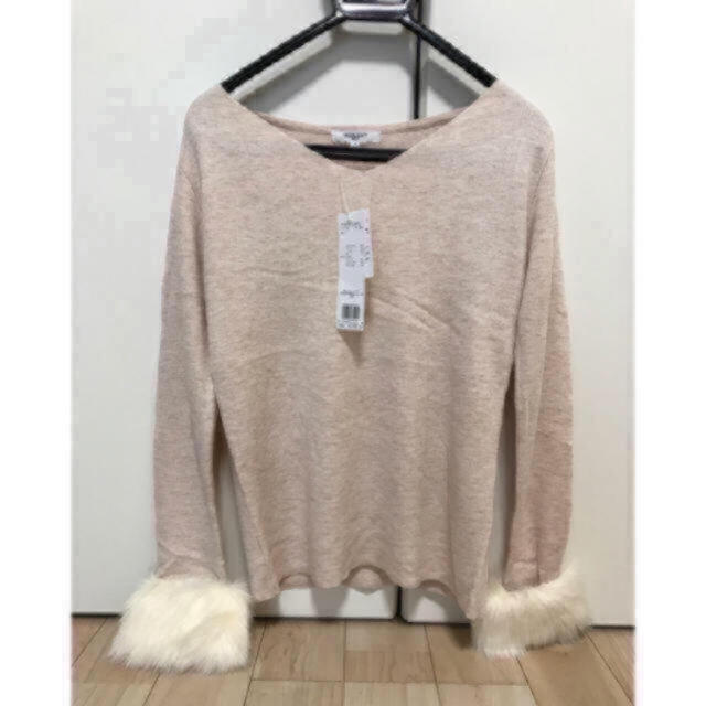 N.Natural beauty basic(エヌナチュラルビューティーベーシック)の新品　ファー付きニットトップス レディースのトップス(ニット/セーター)の商品写真