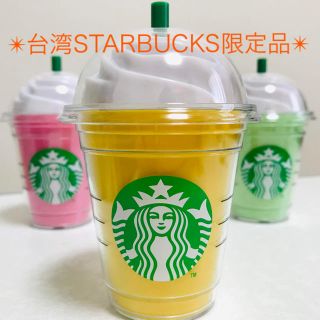 スターバックスコーヒー(Starbucks Coffee)の【新品】台湾限定スターバックス マンゴーフラペチーノ型充電器(バッテリー/充電器)