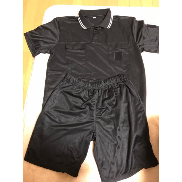 サッカー審判服 スポーツ/アウトドアのサッカー/フットサル(ウェア)の商品写真