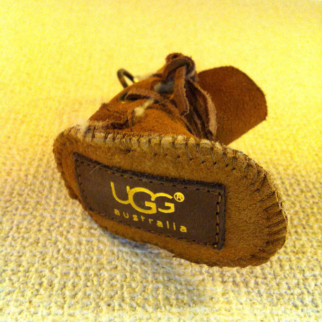 UGG(アグ)のアグ☆キーホルダー レディースのファッション小物(キーホルダー)の商品写真