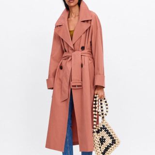 ザラ(ZARA)の新品　ベルトつきトレンチコート(トレンチコート)