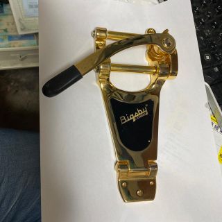 ギブソン(Gibson)のBigsby ゴールド　レスポール(エレキギター)