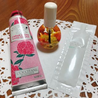 ロクシタン(L'OCCITANE)のスキンケアセット(ハンドクリーム)