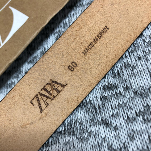 ZARA(ザラ)の新品/定価4590円/ザラ/ZARA/レザーベルト/ベーシック/ブラウン メンズのファッション小物(ベルト)の商品写真