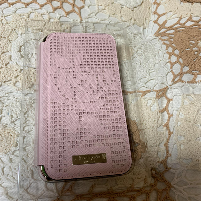 kate spade new york(ケイトスペードニューヨーク)のiPhone ケイトスペード  スマホ/家電/カメラのスマホアクセサリー(iPhoneケース)の商品写真