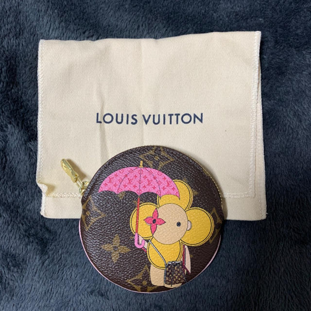 LOUIS VUITTON(ルイヴィトン)のルイヴィトン 日本限定 PM.ロン クリスマスアニメーション レディースのファッション小物(コインケース)の商品写真