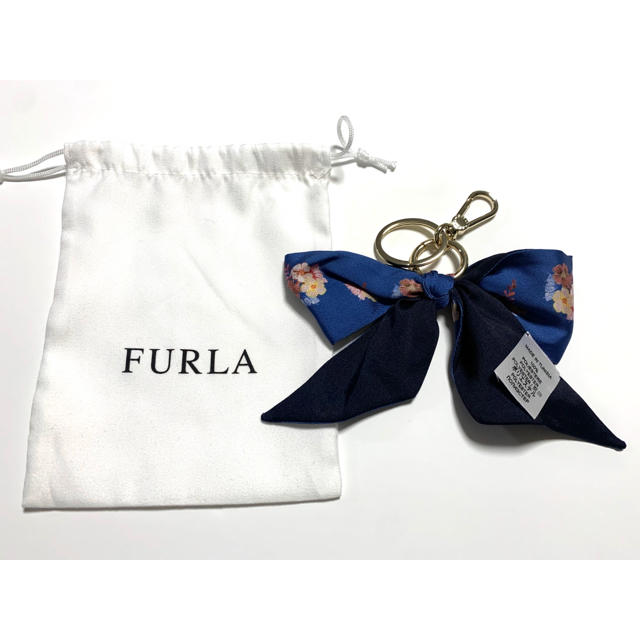Furla(フルラ)のFURLA チャーム キーリング キーホルダー リボン ハンドメイドのファッション小物(バッグチャーム)の商品写真