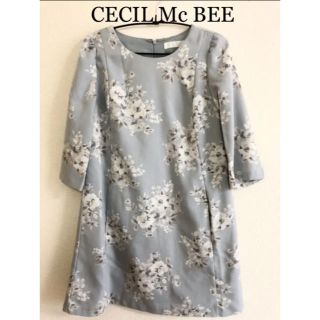 セシルマクビー(CECIL McBEE)のCECIL Mc BEE 花柄ワンピース 薄水色(ひざ丈ワンピース)