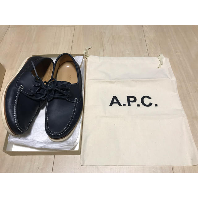 A.P.C(アーペーセー)のA.P.C デッキシューズ メンズの靴/シューズ(デッキシューズ)の商品写真