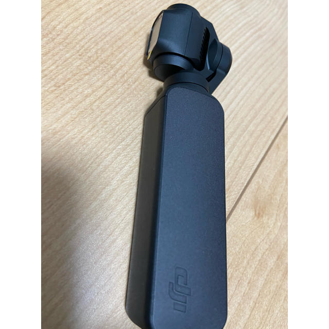 【値下げ】DJI osmo pocet オズモポケット+純正延長ロッド スマホ/家電/カメラのカメラ(ビデオカメラ)の商品写真