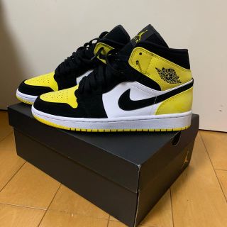 ナイキ(NIKE)のnike air jordan1 mid yellow toe black(スニーカー)