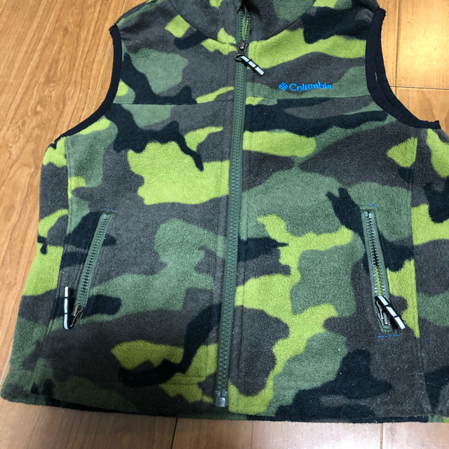 Columbia(コロンビア)のColumbiaフリースベスト キッズ/ベビー/マタニティのキッズ服男の子用(90cm~)(その他)の商品写真