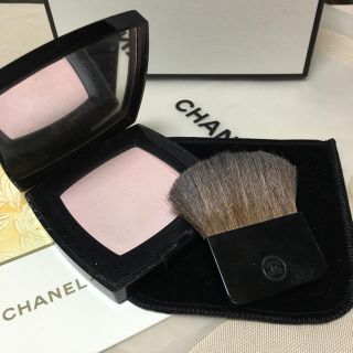 シャネル(CHANEL)の限定品！シャネル フェイスパウダー (フェイスパウダー)