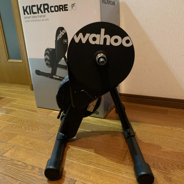 Wahoo KICKR CORE スマートトレーナー